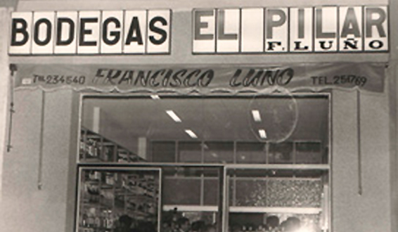 Tienda Bodegas El Pilar foto antigua